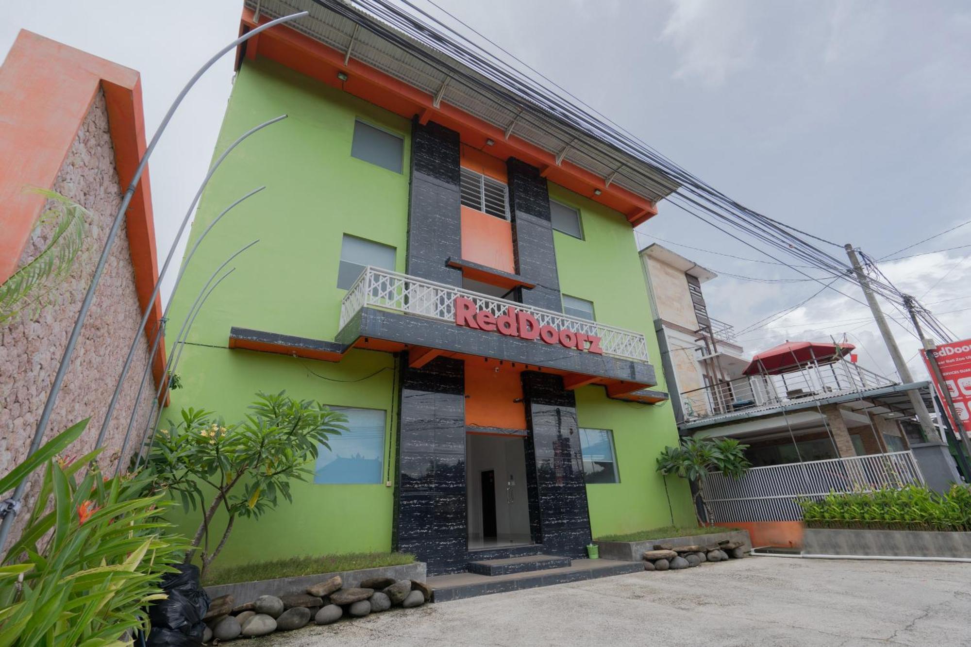 RedDoorz near Bali Zoo Ubud Sukawati  Bagian luar foto
