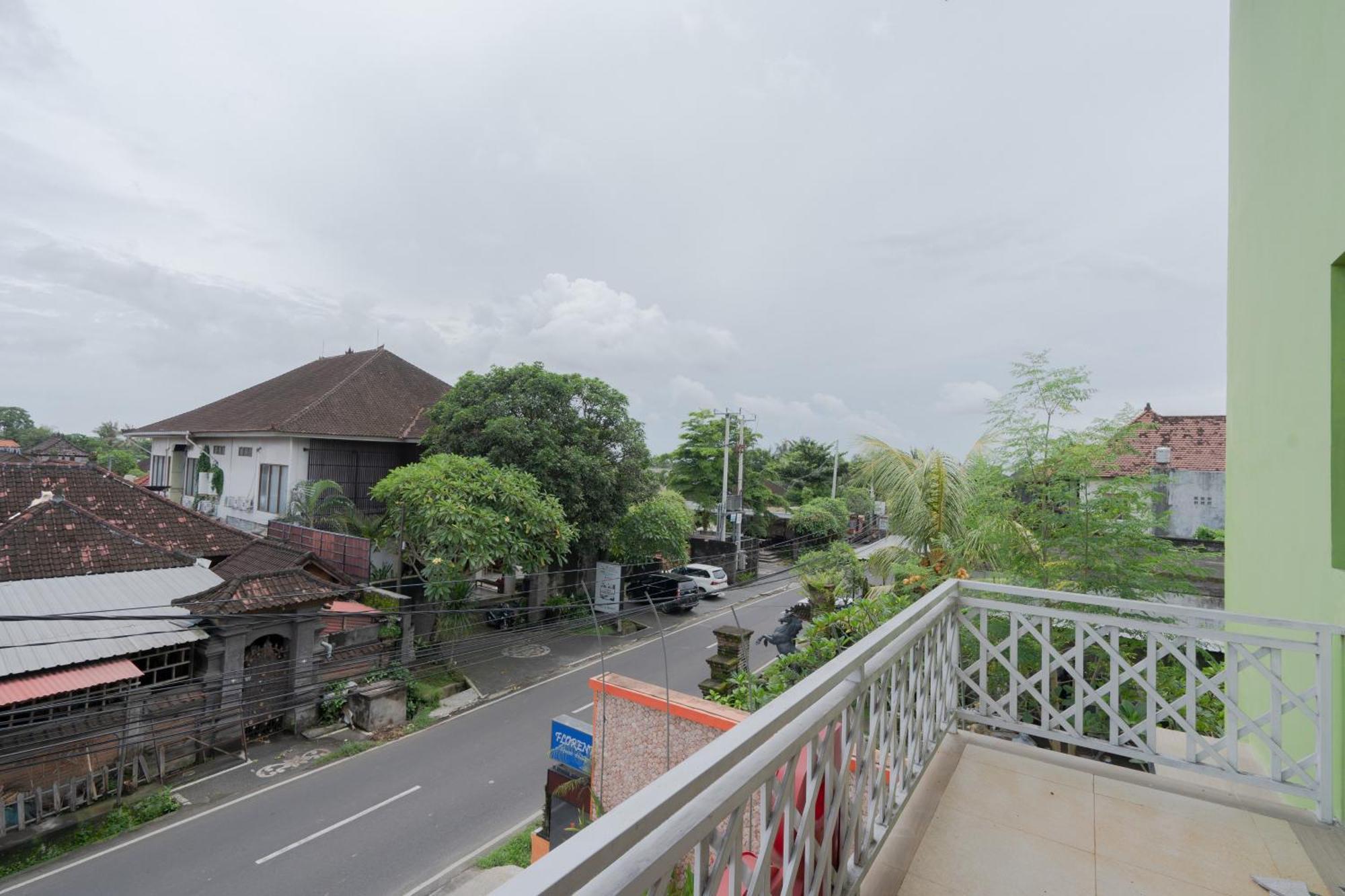 RedDoorz near Bali Zoo Ubud Sukawati  Bagian luar foto